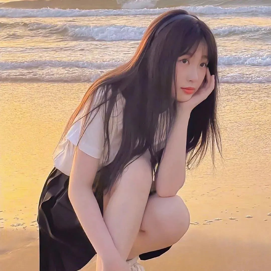 落在她身边